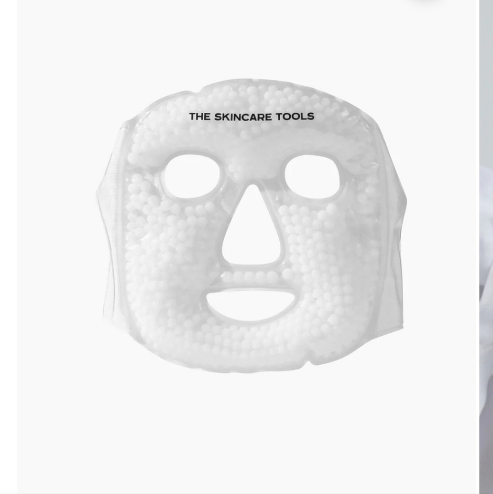 The Skincare Tools depuffing mask